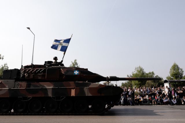 Στο Σύνταγμα η στρατιωτική παρέλαση – Καλεσμένοι Πούτιν, Μακρόν, Κάρολος