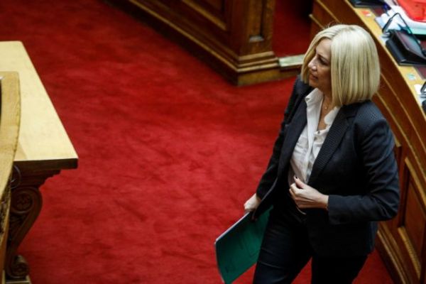 Γεννηματά: Δέχομαι πόλεμο –  Δεν «έφαγα» κανέναν Λοβέρδο