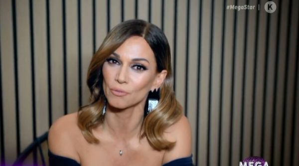 Αποκλειστικά πλάνα του MEGA STAR από το νέο video clip της Έλλης Κοκκίνου