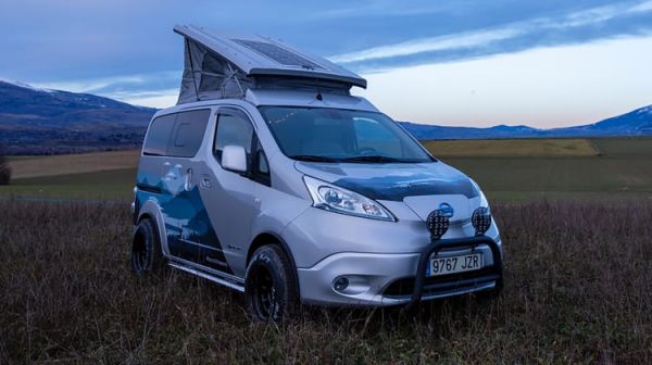 Nissan e-NV200 Winter Camper: Ατενίζοντας το βόρειο σέλας