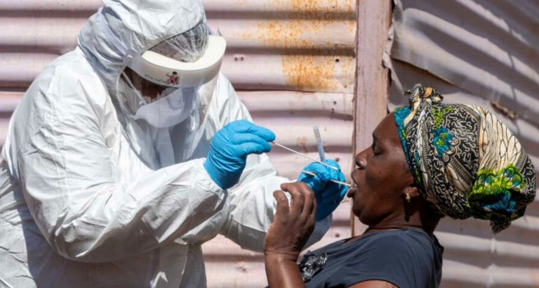 Τα εμβόλια, ο «Τιτανικός» και η ηθική καταστροφή