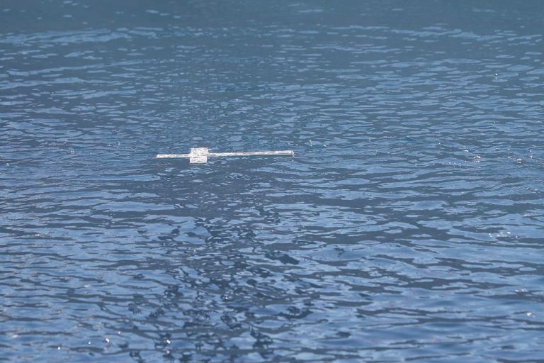 Θεοφάνια : Ραγίζει καρδιές ο θείος του Γιάννη, που βούτηξε για τον Σταυρό