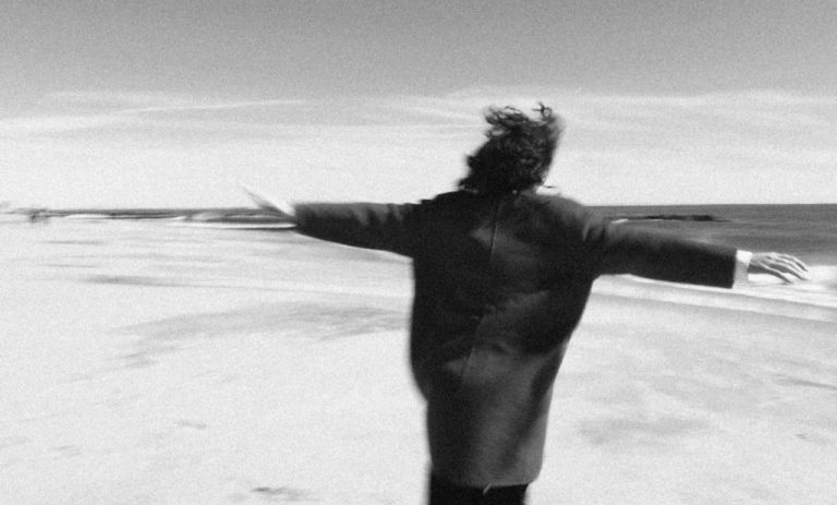 Irene Skylakaki : Δείτε το νέο video clip της «Under Water»