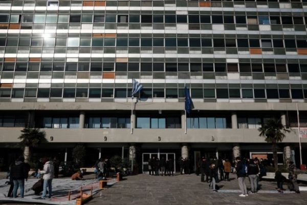 Κατατέθηκε το νομοσχέδιο για τα ΑΕΙ – Το σποτ της ΝΔ για τα ασφαλή Πανεπιστήμια