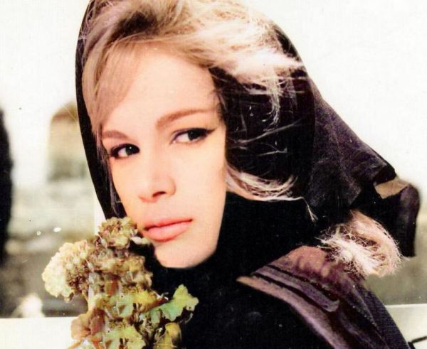 Αλίκη Βουγιουκλάκη : Σπάνιο «κλικ» από κρουαζιέρα στον Αργοσαρωνικό