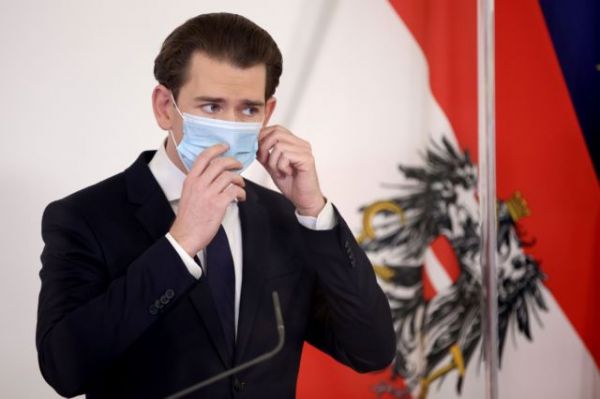 Κοροναϊός : Εντείνονται οι έλεγχοι στα σύνορα της Αυστρίας λόγω αυξημένων μολύνσεων