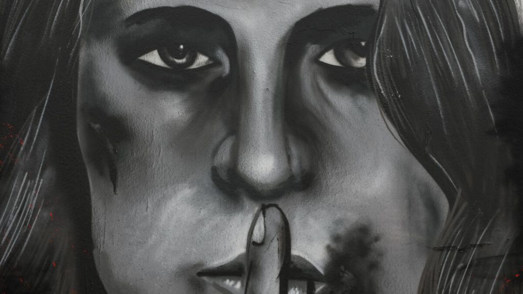 Σοφία Μπεκατώρου : Εξι γυναίκες του θεάματος μιλούν μετά τις σοκαριστικές αποκαλύψεις