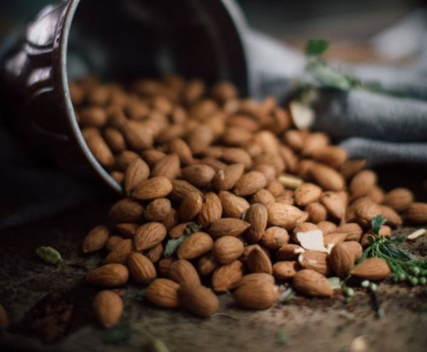Γιατί είναι τα αμύγδαλα απαραίτητα στη διατροφή μας;