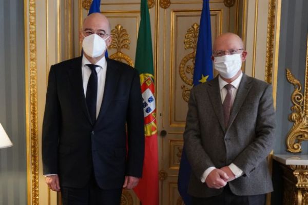 Δένδιας προς Τουρκία : Διερευνητικές μόνο για ΑΟΖ και υφαλοκρηπίδα, με βάση το Διεθνές Δίκαιο