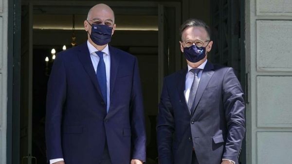 Τηλεφωνική επικοινωνία με Μάας είχε ο Δένδιας : Τι συζήτησαν ενόψει των διερευνητικών με Τουρκία