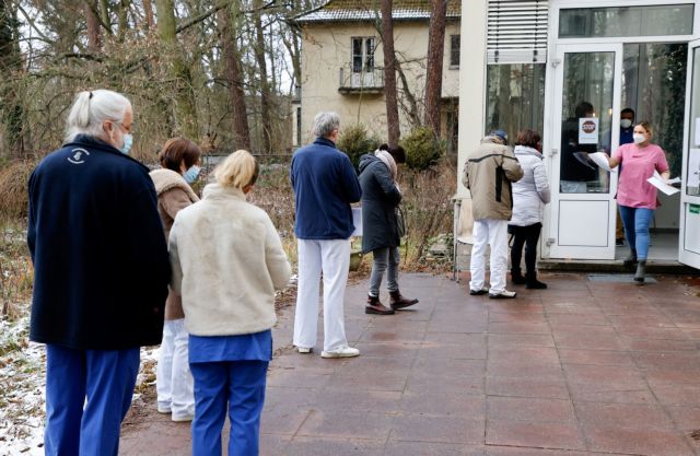 Κοροναϊός : Τα εμβόλια προστατεύουν και από τις μεταλλάξεις σύμφωνα με γερμανούς ειδικούς