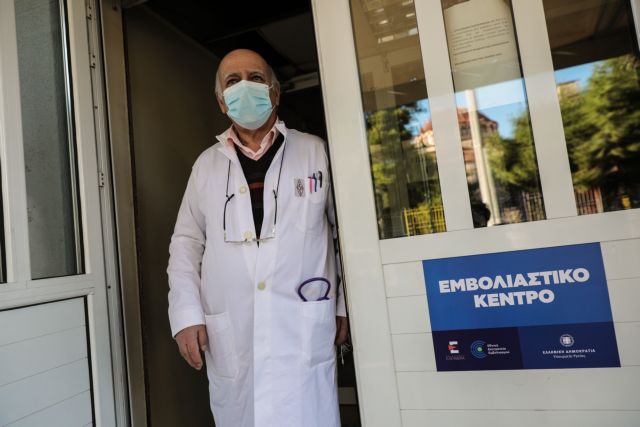Πάνω από 123.000 οι εμβολιασμοί στην Ελλάδα – Ανοίγει η πλατφόρμα για τις ηλικίες 80 έως 84