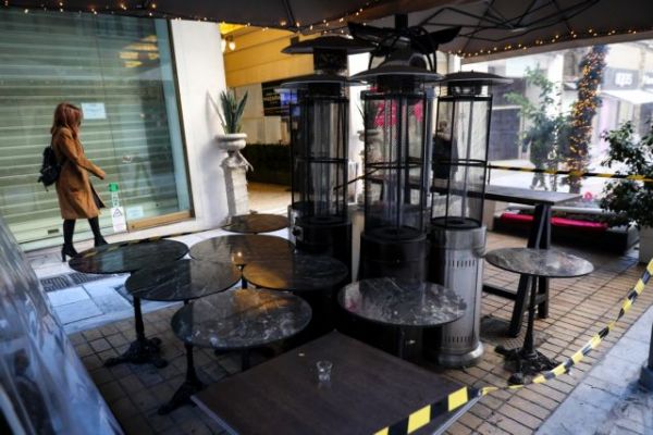 Σε απόγνωση οι επιχειρηματίες της εστίασης – Φόβος για μαζικά «λουκέτα»