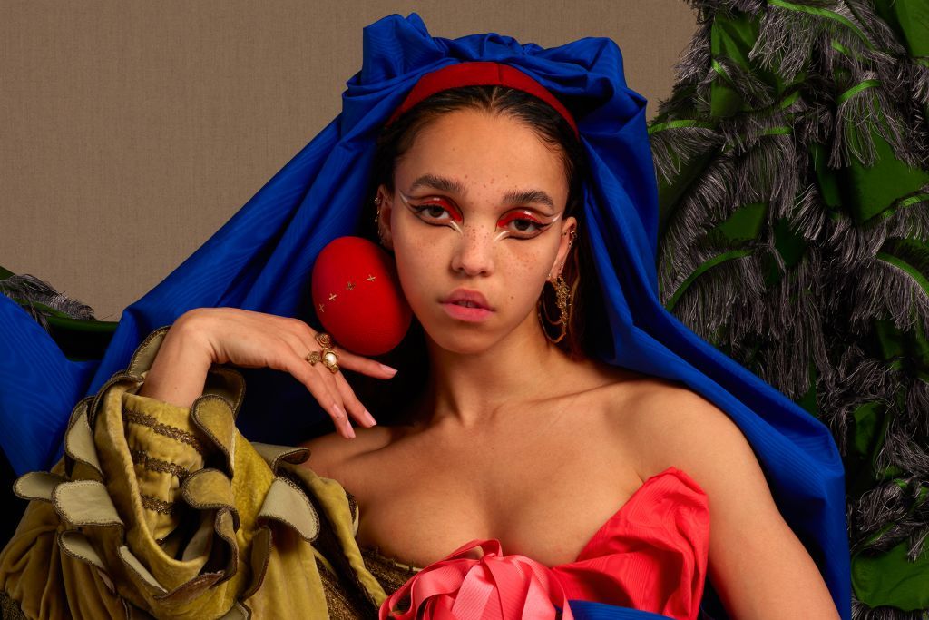 Νέο εντυπωσιακό βίντεο από την FKA twigs