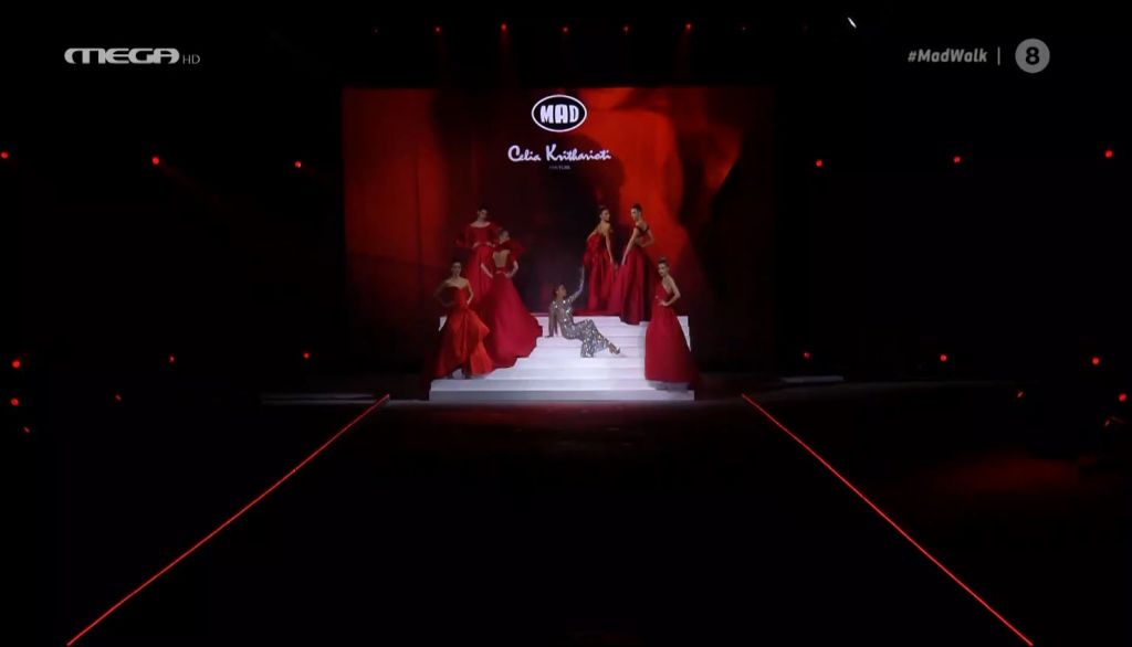 MadWalk 2020 : Η Ελένη Φουρέιρα κάνει «Light It Up» στις δημιουργίες της Celia Kritharioti