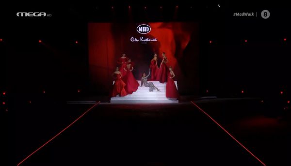 MadWalk 2020 : Η Ελένη Φουρέιρα κάνει «Light It Up» στις δημιουργίες της Celia Kritharioti