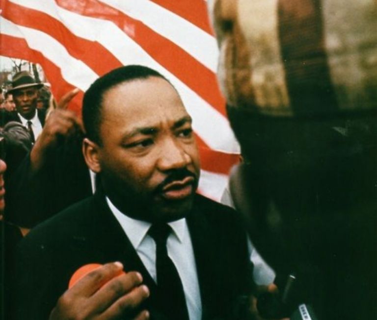 Στίβι Γουόντερ: Μιλά για τις φυλετικές ανισότητες των σύγχρονων ΗΠΑ