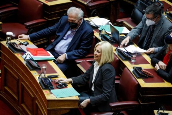 Γεννηματά : Η ΝΔ αποδυναμώνει το ΑΣΕΠ, φοβάται τις προοδευτικές μεταρρυθμίσεις