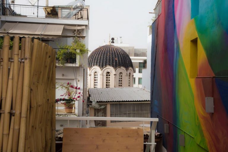 LuvnRoll House: η επαναμάγευση της Αθήνας έρχεται μέσα από έναν διαφορετικό πολυχώρο