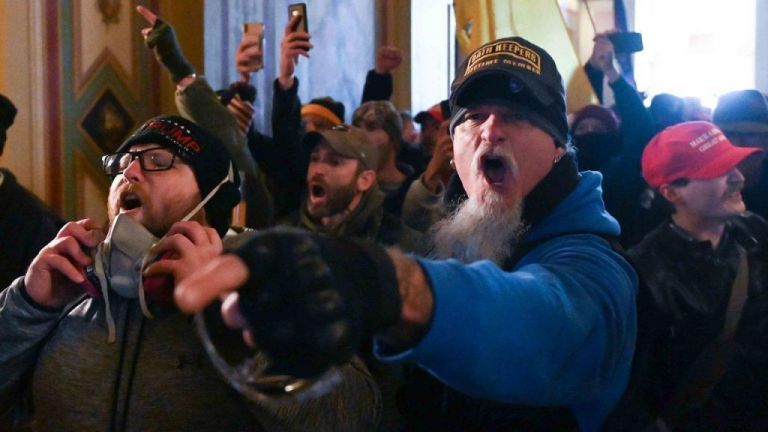 Καπιτώλιο : Ο Jon Schaffer των Iced Earth ανάμεσα στον όχλο του Τραμπ;