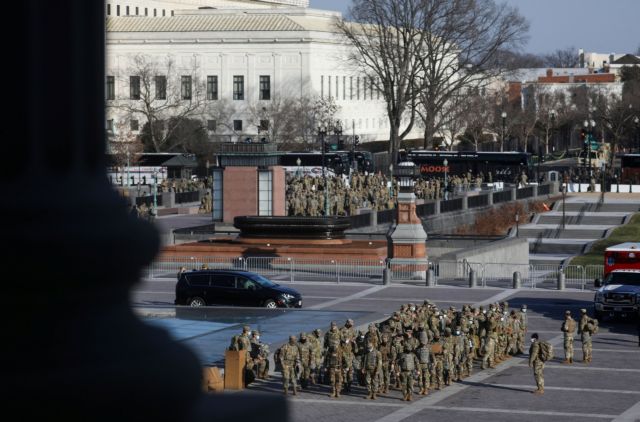 ΗΠΑ : Ανδρες της Εθνοφρουράς «περικύκλωσαν» το Καπιτώλιο