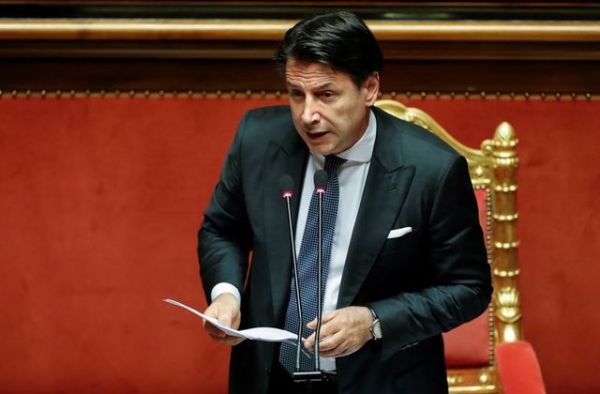 Ιταλία : Ψήφο εμπιστοσύνης ζητά ο Κόντε από Βουλή και Γερουσία