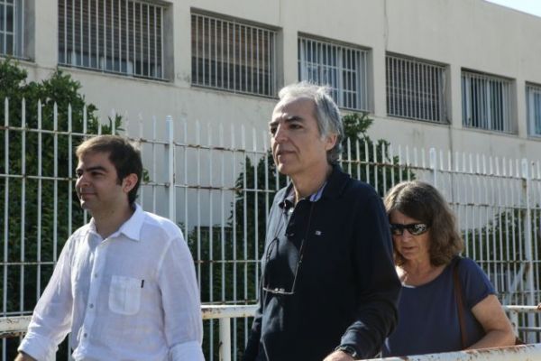 Ζητείται ανθρωπιά