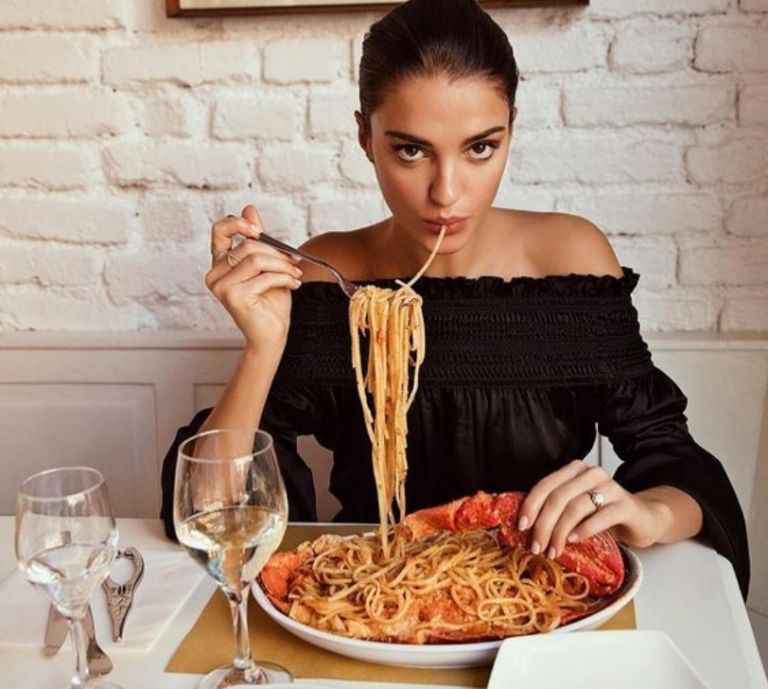 Οι διατροφικές συνήθειες που «ρίχνουν» το ανοσοποιητικό μας