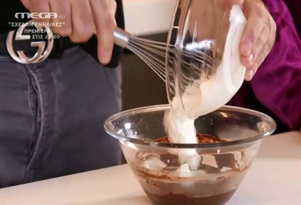 Λαχταριστή μους σοκολάτα με μπαχαρικά