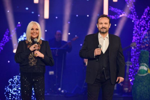 Ο Κώστας Μακεδόνας άφησε το δικό του στίγμα στο μεγάλο Πρωτοχρονιάτικο πάρτι του MEGA