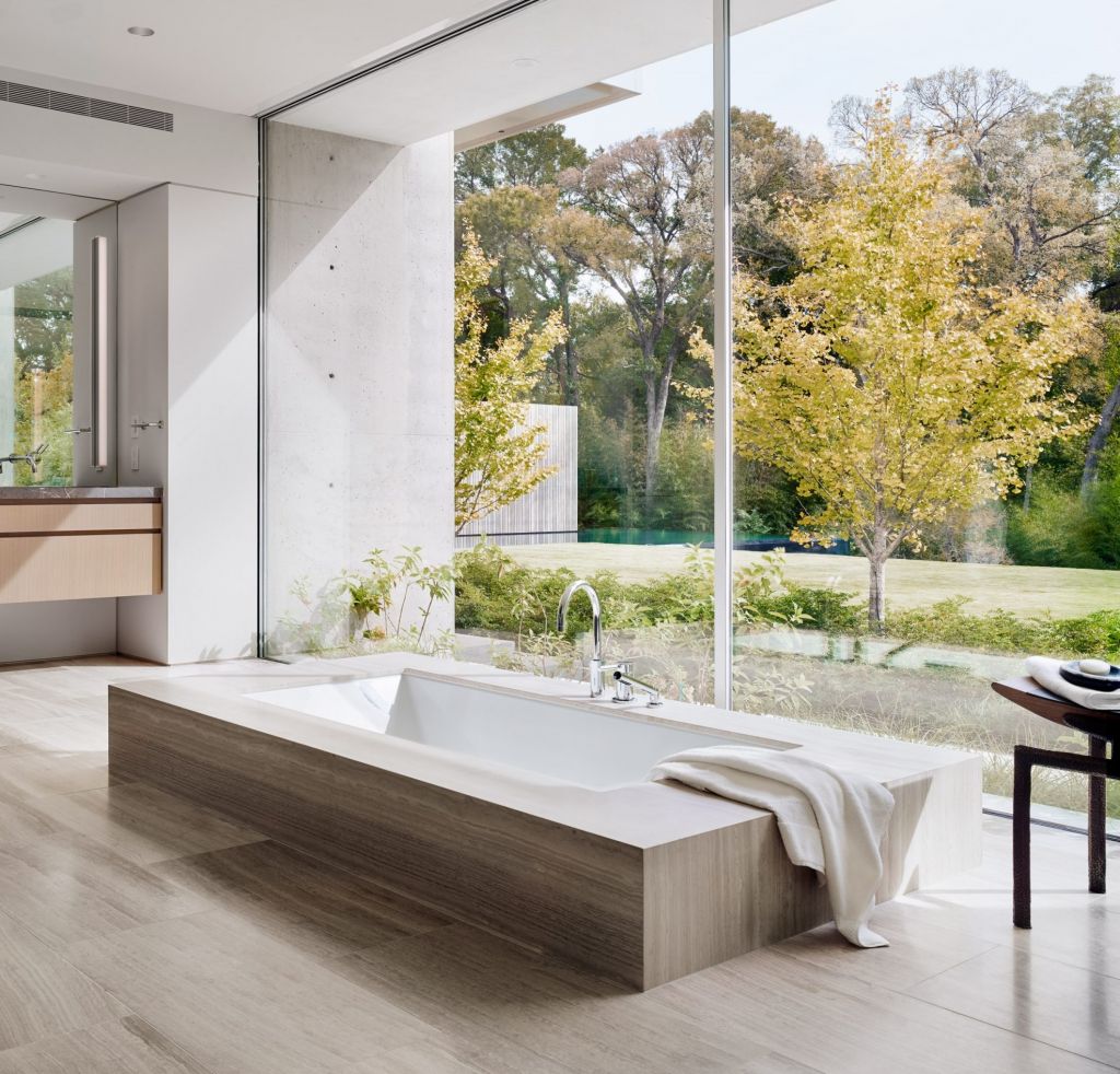 Σ’ αυτά τα σπίτια το πιο εντυπωσιακό δωμάτιο είναι το μπάνιο