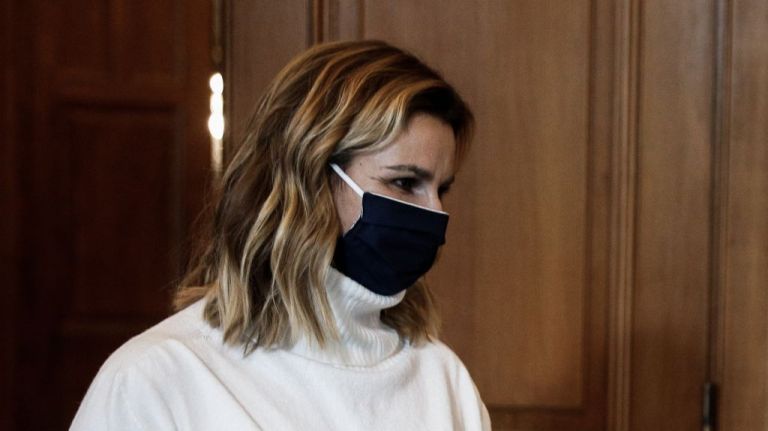 Αποκάλυψη MEGA: Τον Νοέμβριο η πρώτη καταγγελία της Σοφίας Μπεκατώρου για τον βιασμό