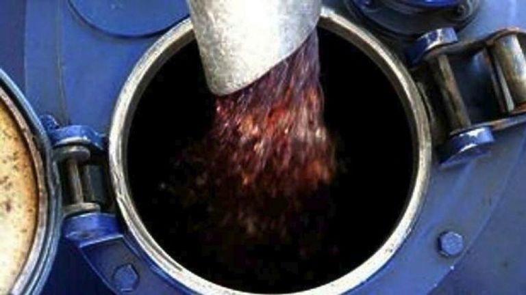 Πετρέλαιο θέρμανσης : Αγορές με το μπιτόνι στη Βόρεια Ελλάδα