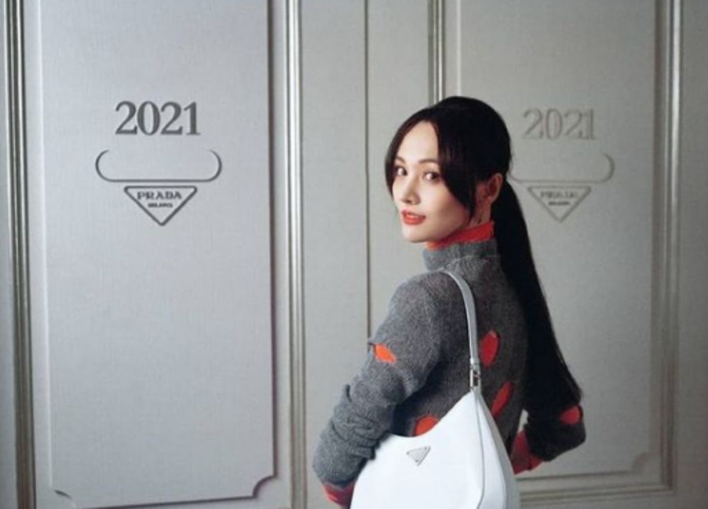 Σκάνδαλο με Κινέζα ηθοποιό που εγκατέλειψε τα παιδιά της που γεννήθηκαν από παρένθετες μητέρες