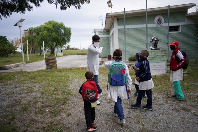 Ουρουγουάη: Συμφωνίες με την Pfizer και με τη Sinovac για την αγορά εμβολίων