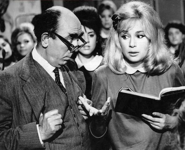 Διονύσης Παπαγιαννόπουλος: Σπάνια φωτογραφία από το θεατρικό του ντεμπούτο