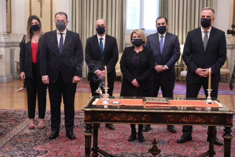 Ανασχηματισμός : Πραγματοποιήθηκε η τελετή παράδοσης – παραλαβής στο υπ. Μετανάστευσης και Ασύλου