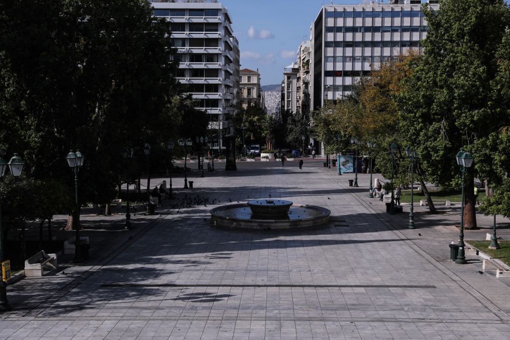 Κοροναϊός : Ανησυχία των ειδικών για την αρνητική πρωτιά της Αττικής – Τα επόμενα βήματα στην άρση του lockdown