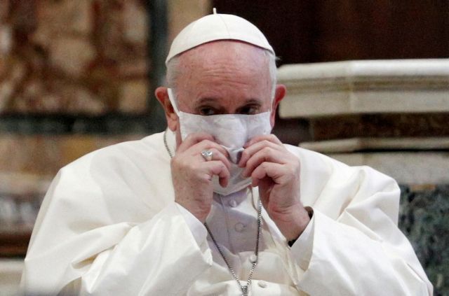 Πάπας : Θα εμβολιαστώ την ερχόμενη εβδομάδα – Είναι αυτοκτονικός ο αρνητισμός του εμβολίου