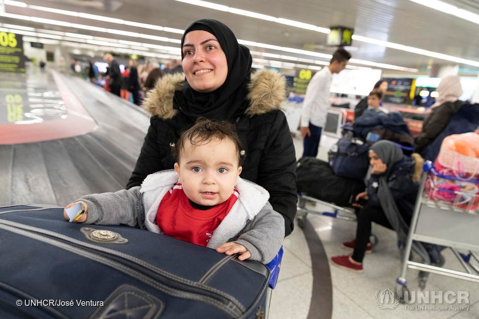 Ύπατη Αρμοστεία: Έκκληση στην ΕΕ για αποτελεσματικότερη προστασία των προσφύγων