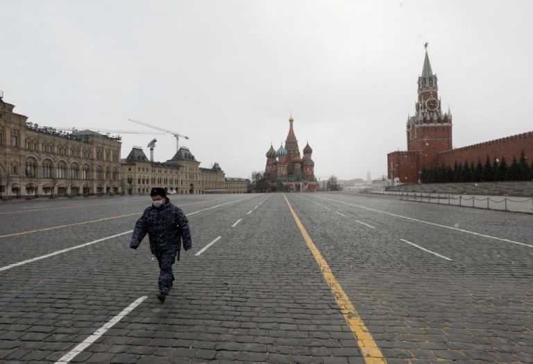 Ρωσία : Σε 27.039 ανήλθαν τα νέα κρούσματα κοροναϊού – Άλλοι 536 άνθρωποι έχασαν τη ζωή τους