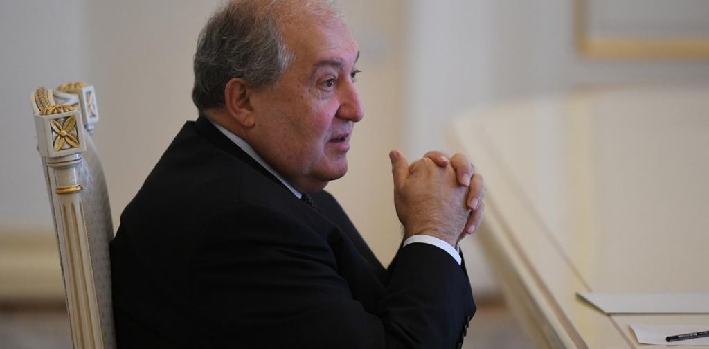 Κοροναϊός : Θετικός ο πρόεδρος της Αρμενίας – Σε απομόνωση στο Λονδίνο