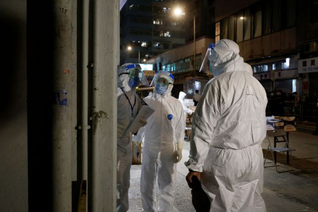 Κοροναϊός : Τι έδειξε νέα έρευνα για τα πρώτα συμπτώματα της νόσου