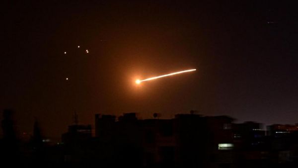 Συρία : Επίθεση του Ισραήλ με ομοβροντία πυραύλων – «Αναχαιτίστηκαν οι περισσότεροι»