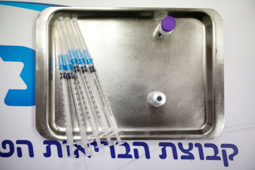 Εμβόλιο : Το Ισραήλ παραδίδει μαθήματα - Δύο εκατ. άνθρωποι θα έχουν εμβολιαστεί μέχρι τέλη Ιανουαρίου