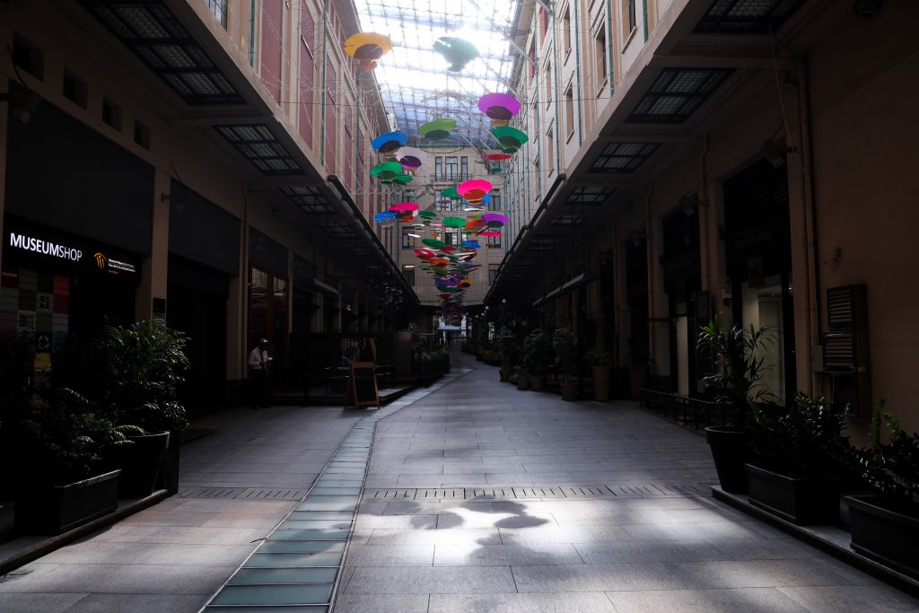 Κοροναϊός : Επιφυλάξεις των ειδικών για τα επόμενα βήματα άρσης του lockdown