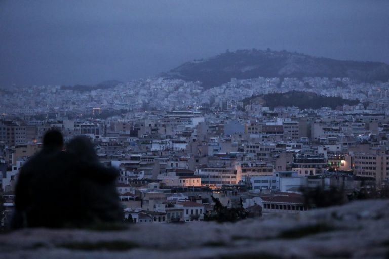 Κοροναϊός : Προειδοποιήσεις για τρίτο κύμα τον Φεβρουάριο – Ανήσυχοι οι ειδικοί για το μεταλλαγμένο στέλεχος