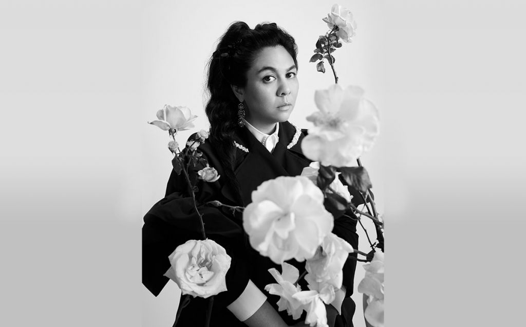 Νέα συνεργασία H&M με την Ιρλανδή σχεδιάστρια Simone Rocha