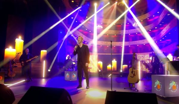 Αποκλειστικό μουσικό απόσπασμα: Το «άγγιγμα ψυχής» του Χατζηγιάννη στο «Σπίτι με το MEGA»