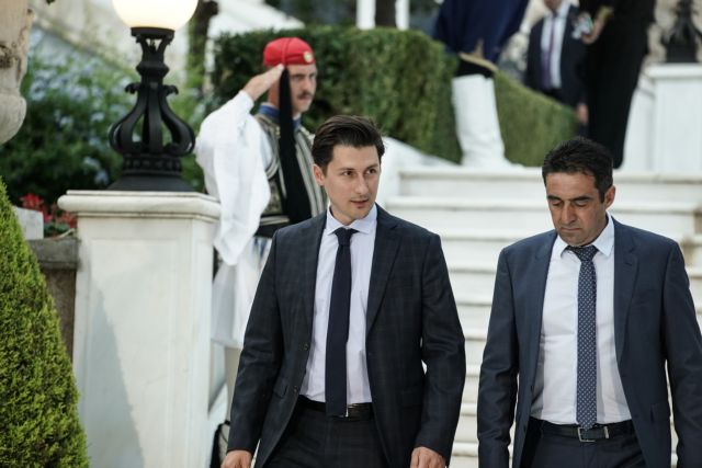 Χρηστίδης : Η στρατηγική της κυβέρνησης για το άνοιγμα των σχολείων είναι «ράβε ξήλωνε»